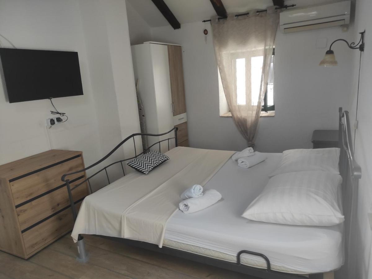 Apartments Sorgeto ستون المظهر الخارجي الصورة